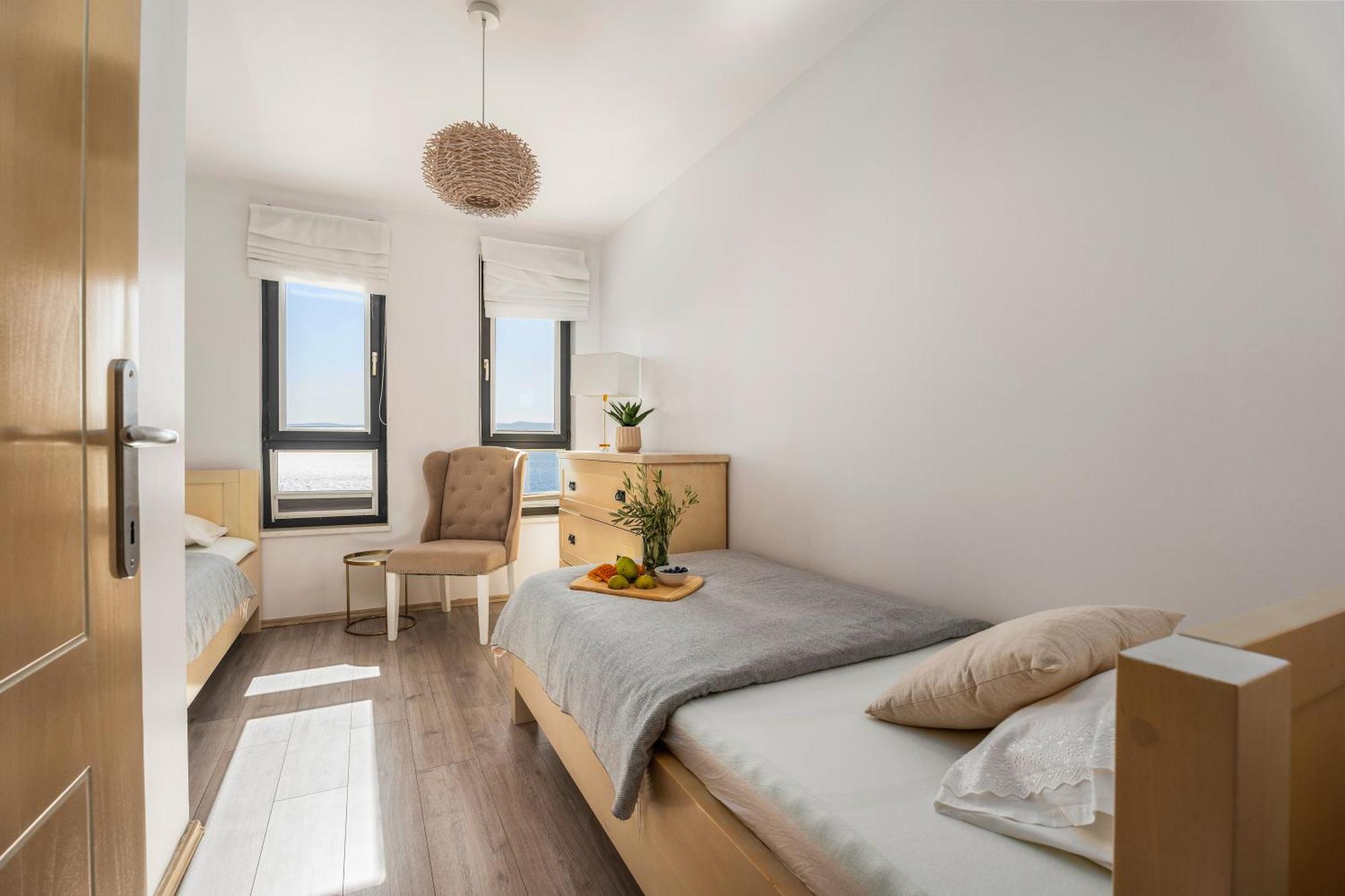 Villa Allegra With 32Msq Heated Pool, 300M Far From Sandy Beaches, Open Sea View 오미스 외부 사진